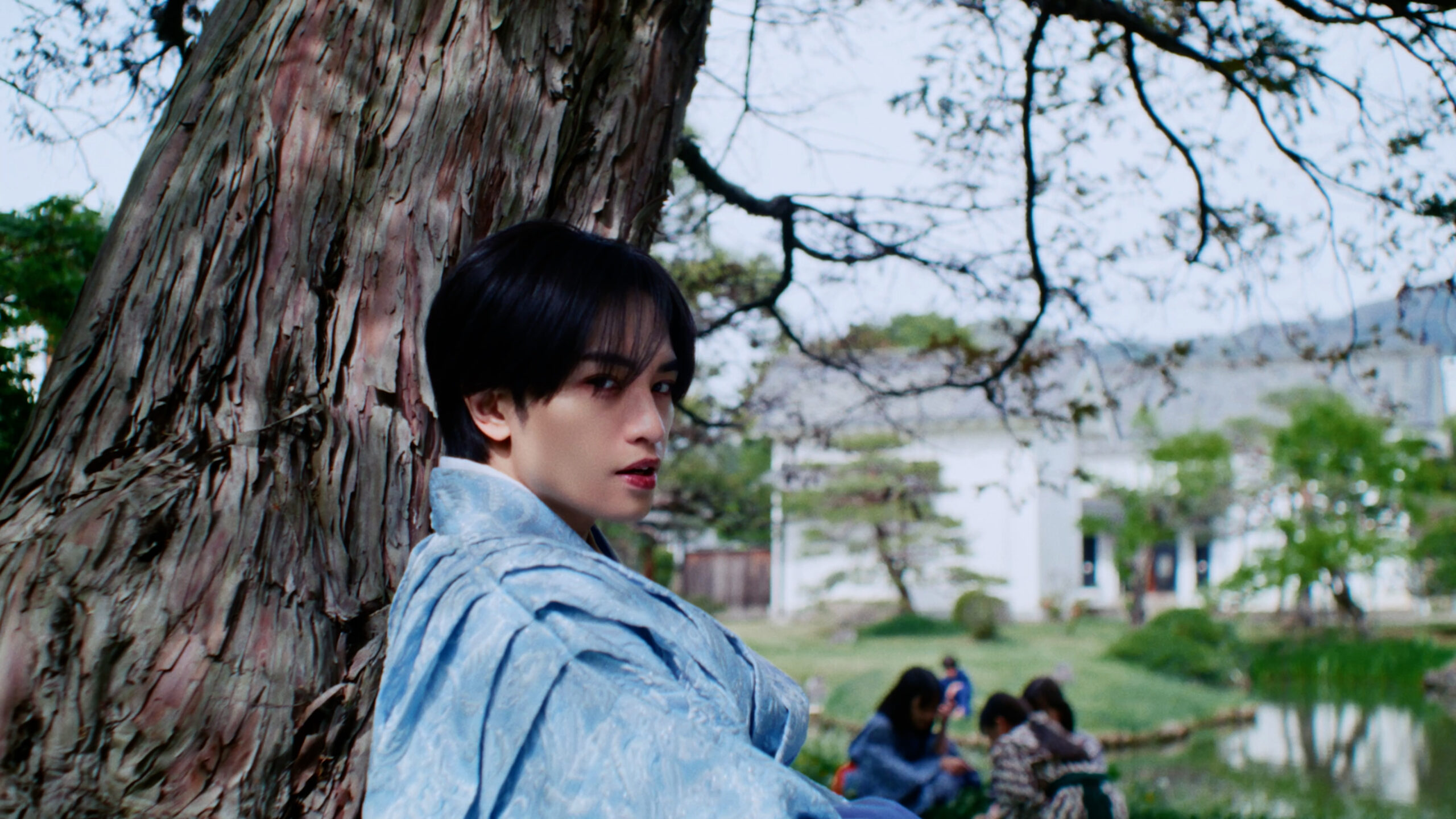 “若君”中島健人が鬼へと鮮やかに変身する「鬼事」MV公開、和装姿で色気と強さを演出｜