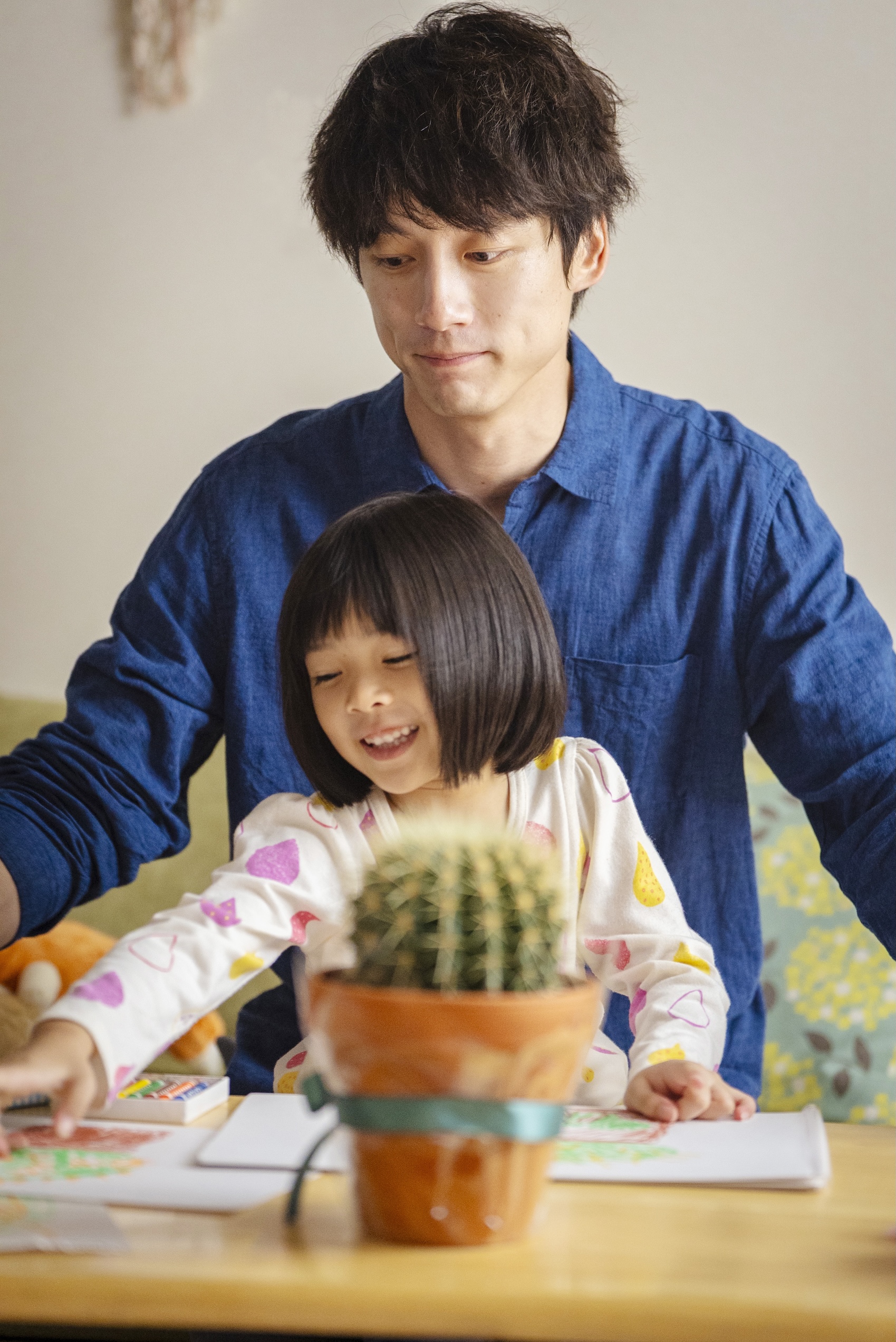 映画『私はあなたを知らない、』新場面写真解禁、主人公が守りたかった“家族の時間”を捉えた全3枚｜©IDKYPs./Pyramide Productions 