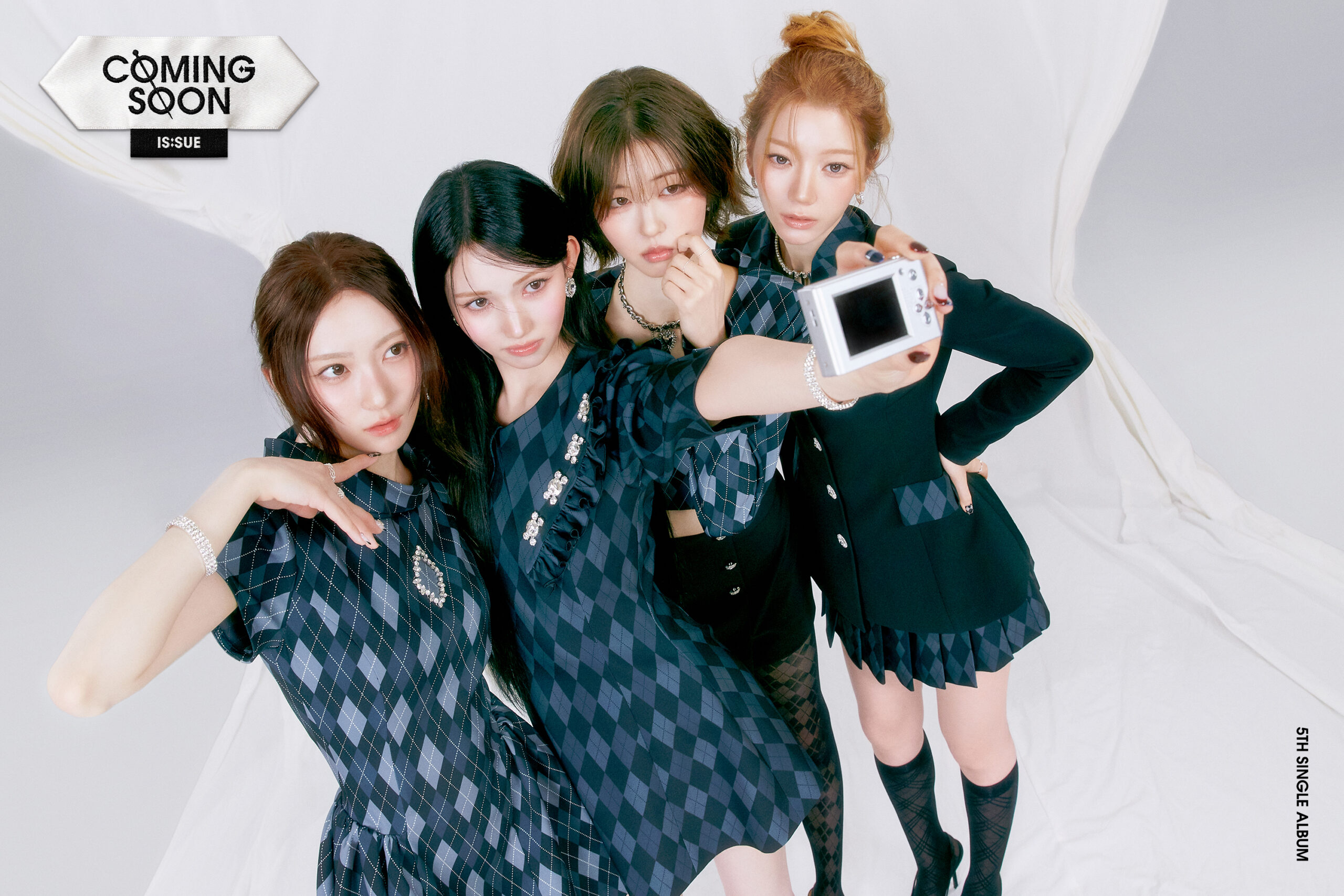 IS:SUEの5TH SINGLE『COMING SOON』11月4日発売、個性をブランド化する新チャプターへ｜©︎LAPONE GIRLS