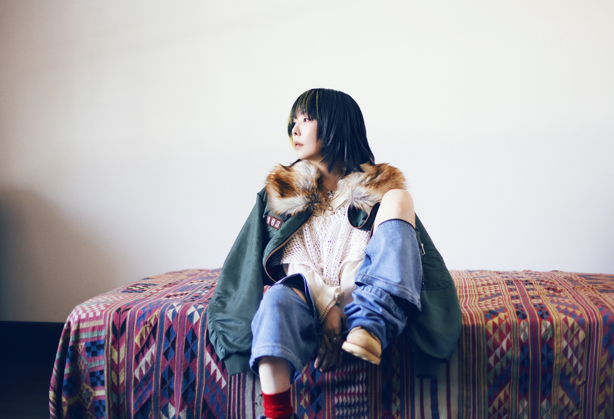 aiko17枚目アルバムの収録内容発表、新曲は「青春朱夏」「忘れ荘」など個性豊かな楽曲群｜