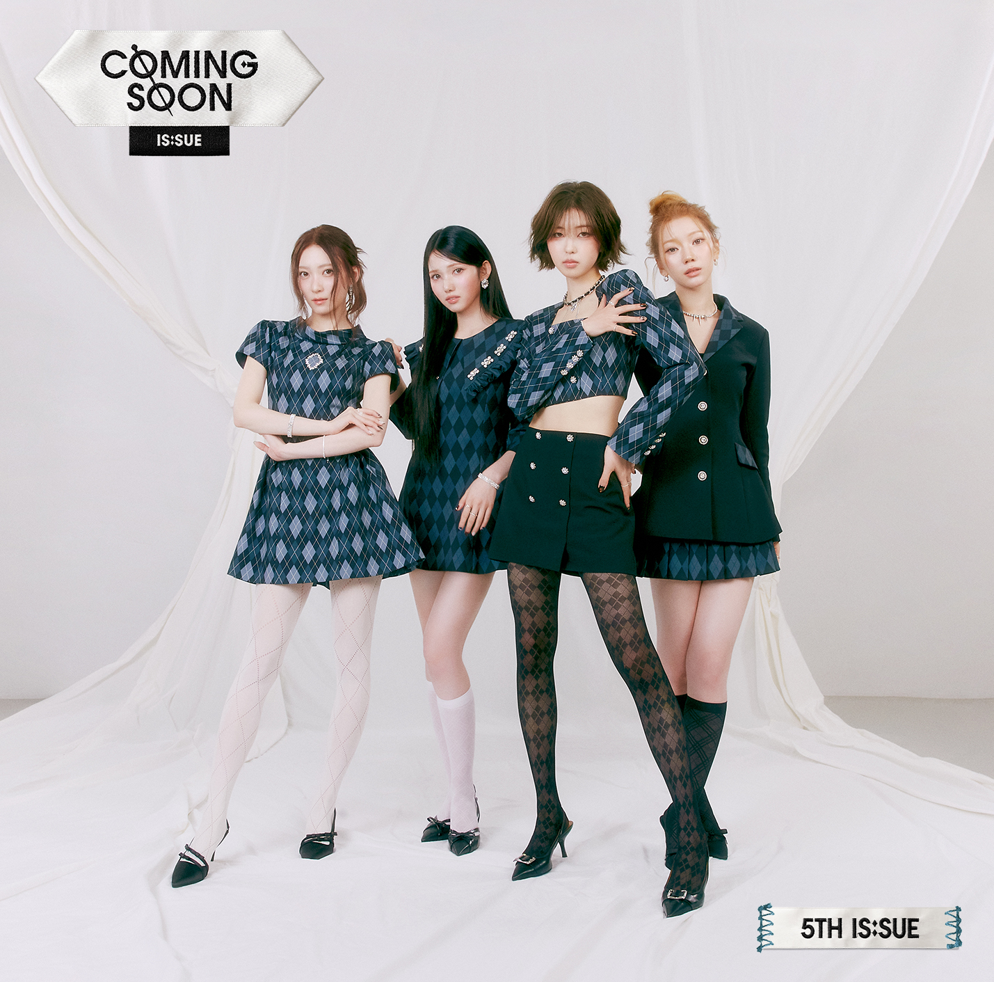 『COMING SOON』通常盤ジャケット ©︎LAPONE GIRLS