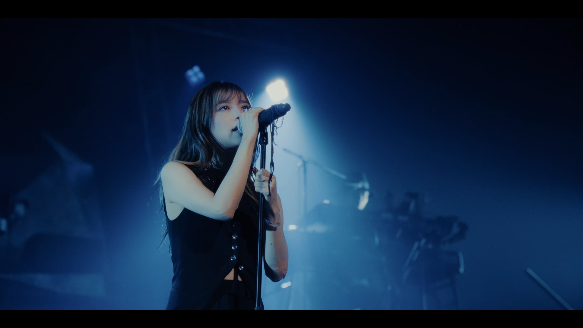 milet、新曲「My Voice, My Life」スペシャルMVを『アナログナース』初回直前にプレミア公開｜
