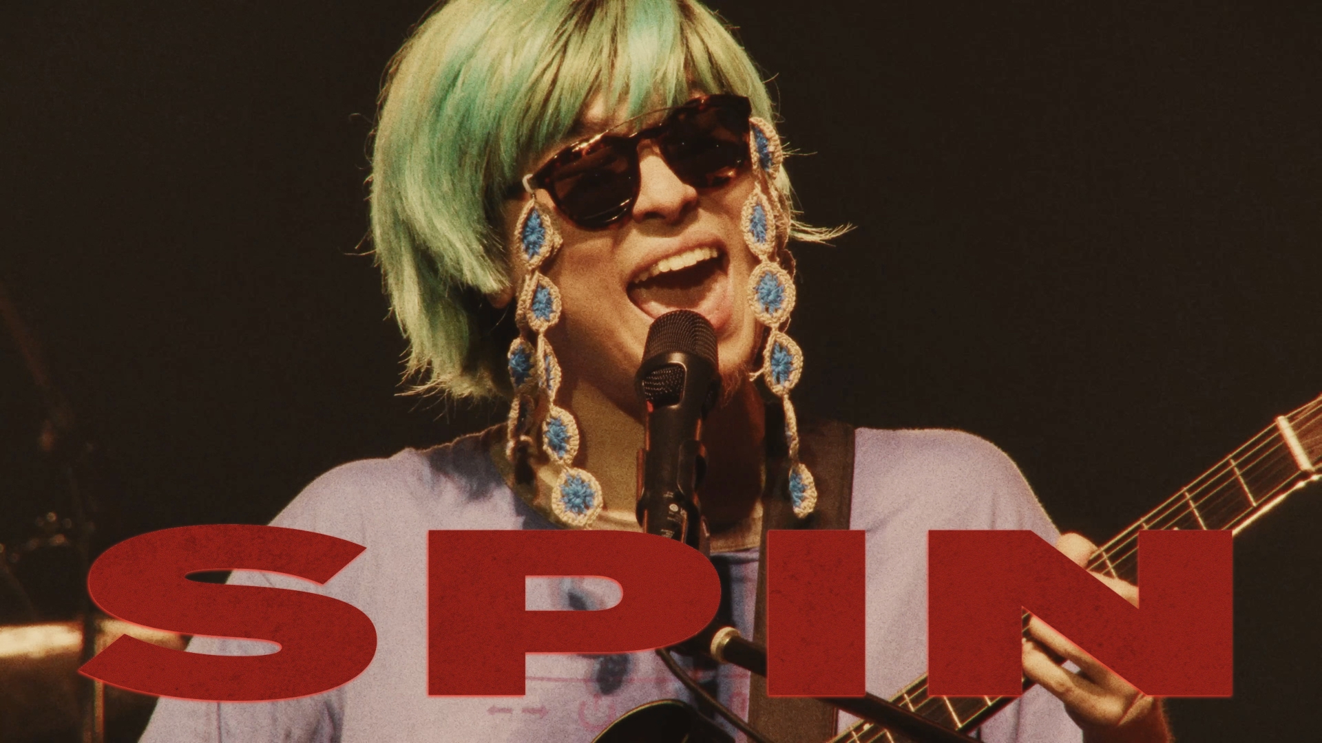 Kroiの最新曲「SPIN」ライブ映像公開、夏ツアーファイナルでの初パフォーマンスを収録｜